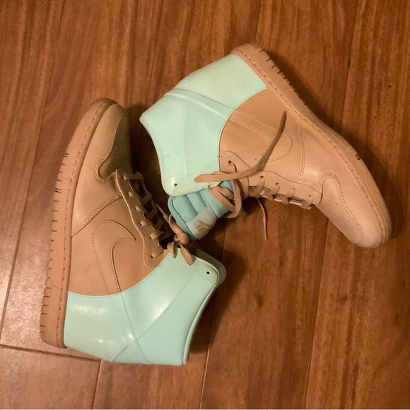 Nike dunk high sky VT QS Vachetta tan arctic women’s fashion sneakers. Sz. 9.5. - Picture 1 of 6